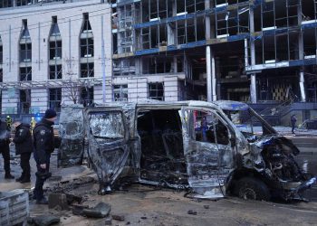 Najnovije Ukrajina-Rusija: Četvero mrtvih u Kijevu dok su Putinove snage lansirale baražnu paljbu bespilotnih letjelica i projektila