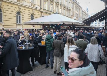 Najveće povećanje plaća osjetili su zaposlenici u javnoj upravi