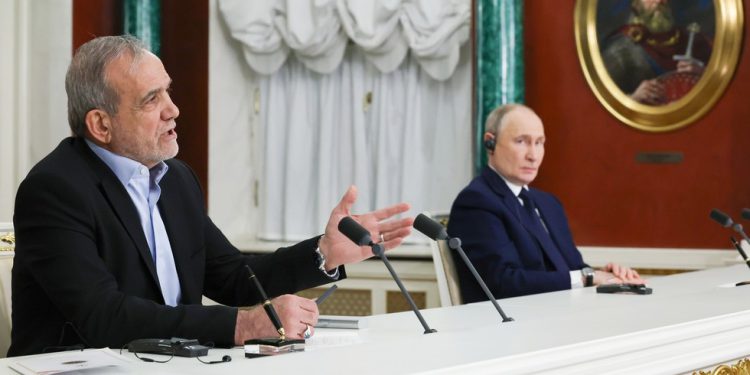 New alliance forming? Here’s why everyone’s talking about the Russia-Iran deal — RT World News