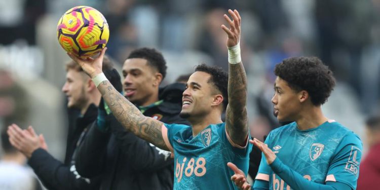 Newcastle-Bournemouth 1-4: gol e highlights