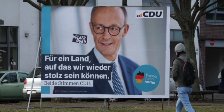 Njemački konzervativci saveznici s desničarima o migracijama-RT World News