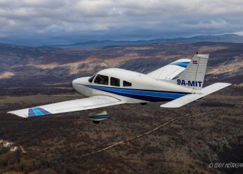 Obilježena 33. obljetnica pogibije zrakoplovaca u sinjskom naselju Šimci