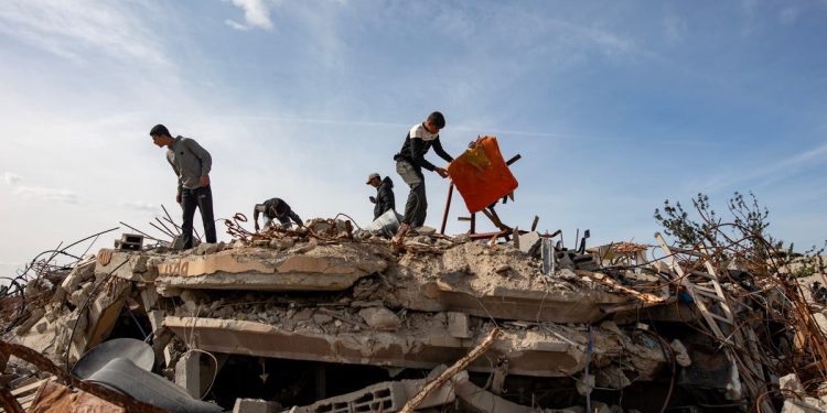 Obitelji u Gazi mole se da prekid vatre donese i okonča razaranje