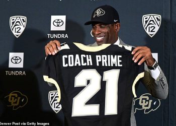 Od prvaka Super Bowla do reality TV zvijezde, u divljem svijetu ‘Coach Prime’ Deiona Sandersa usred poveznica s Dallasom