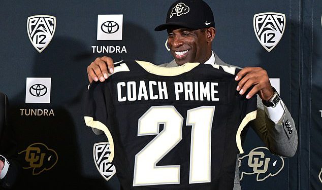 Od prvaka Super Bowla do reality TV zvijezde, u divljem svijetu ‘Coach Prime’ Deiona Sandersa usred poveznica s Dallasom