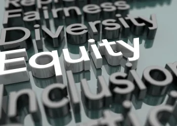 Odjel DEI države Srednjeg zapada odbacio je prvi veliki akt novog guvernera