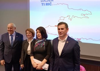 Okrugli stol HDZ-a i gradonačelničkog kandidata Tomislava Šute na temu priuštivog stanovanja: Vlada RH će graditi stanove i u Splitu!