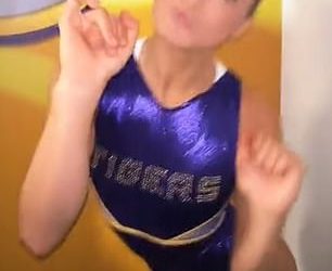 Olivia Dunne izvodi ‘Donald Trump dance’ sa suigračicom iz LSU-a Kylie Coen