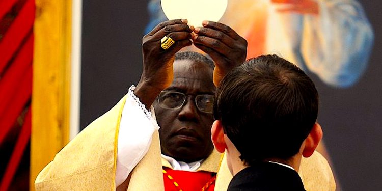 Opomena kardinala Saraha širi se svijetom: ‘Čovjek je na zapadu već mrtav’