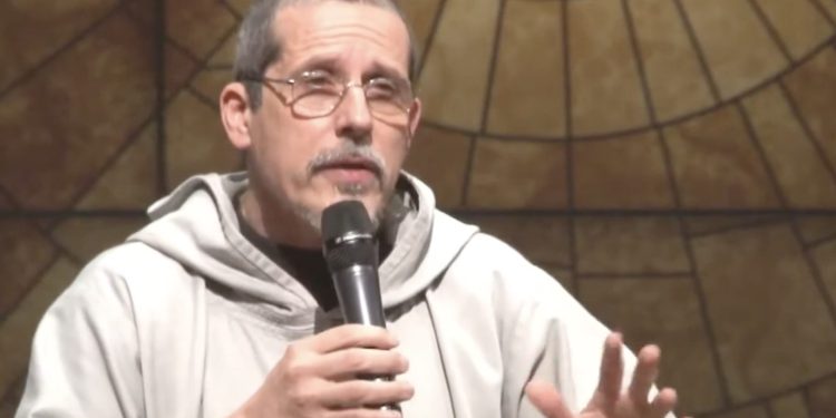 Otac Glenn Sudano progovorio: ‘Čak se i svećenici boje demona, ali ovo je istina’