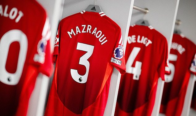 Otkriveno: Man Unitedov ugovor s Adidasom vrijedan 900 milijuna funti mogao bi biti RASKINUT od strane sportskih divova ako klub ne ispuni osnovni cilj – samo 18 mjeseci nakon potpisivanja