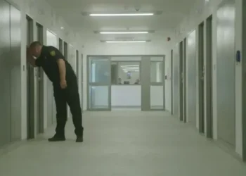 POBUNA U BH. ZATVORU Trojica zatvorenika štrajkaju glađu jer im (izvan)bračne žene ne mogu u posjetu na tri sata