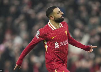 PREMIER LEAGUE ULTIMATE WEEKEND GUIDE: Our experts tell you the team news, injury updates and players to watch, plus key stats and predictions