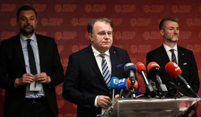 PUKLA DRŽAVNA VLAST Trojka raskida koaliciju s Dodikovim SNSD-om