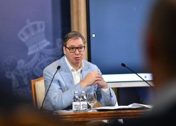 SPARTANCI SKRIVENIH NAMJERA Tko su Vučićevi ‘lojalisti’? Analitičari: Jurišni odredi koji podsjećaju na SS-ovce | NACIONAL.HR