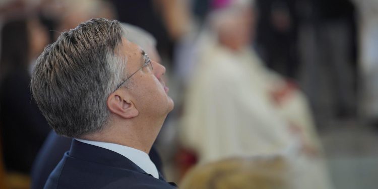 OPASNE NAMJERE Glas koncila: Plenković radi protiv dobra naroda. Nečestitanje stvara toksično ozračje | NACIONAL.HR