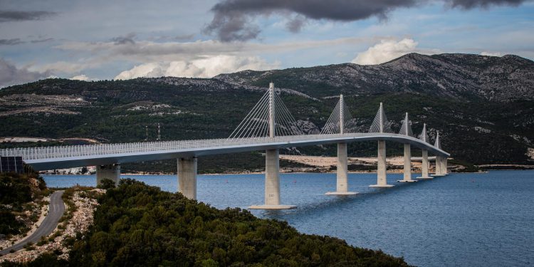 KAKO DO DUBROVNIKA? Hrvatska dovršava autocestu do krajnjeg juga zaobilazeći BiH, u Sarajevu nezadovoljni | NACIONAL.HR