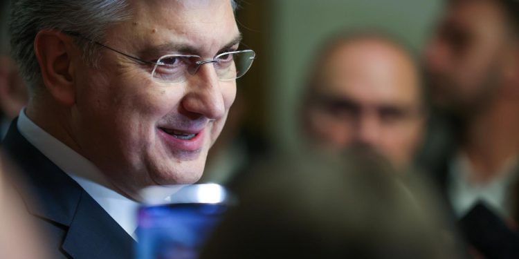 SVE ZA VLAST Analitičar: Plenković je zabio autogol. Ali, HDZ je hidra s devet glava… | NACIONAL.HR