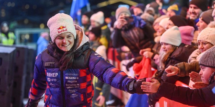 AJMO, ZIZI Zrinka večeras pred 15.000 navijača juri po pobjedu i nikad više novca! Ivica obećao svirku za feštu | NACIONAL.HR