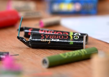 KOBNA IGRA PETARDAMA U splitskom KBC-u hospitalizirano dvoje djece, ima još ozlijeđenih | NACIONAL.HR