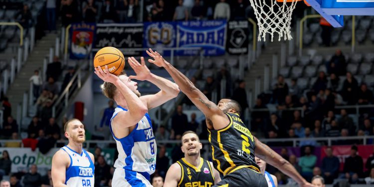 PREMIJER LIGA Mihailović povukao Zadar do pobjede nad Splitom, u zadnje četiri minute ubačen samo jedan koš | NACIONAL.HR