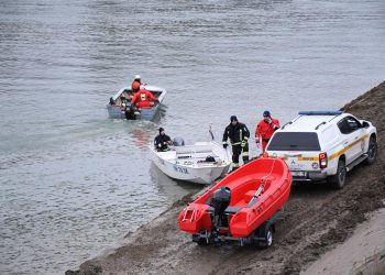 DRAMATIČNO Potraga za djevojčicom se nastavlja. Na terenu je 50 ljudi i18 dronova | NACIONAL.HR