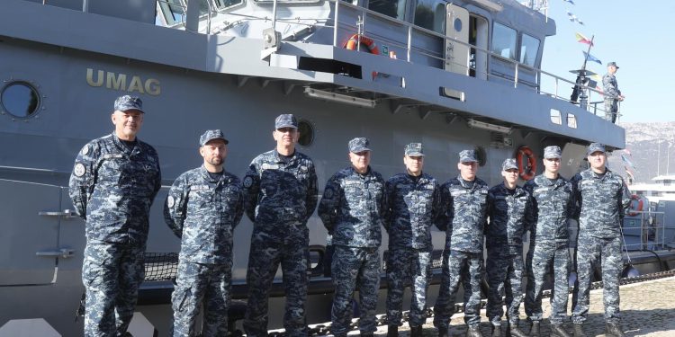 ANUŠIĆ PONOSAN U Splitu održana primopredaja ophodnog broda, Debeljak spominjao gladne magarce | NACIONAL.HR