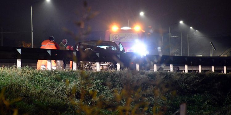 UŽAS NA AUTOCESTI Nesreća kod Jastrebarskog. Za dlaku izbjegnuta još veća tragedija | NACIONAL.HR