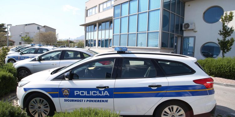 NESLANA ŠALA Dalmatinski učenici objavili ‘listu smrti’ s imenima kolega. Intervenirala i policija | NACIONAL.HR