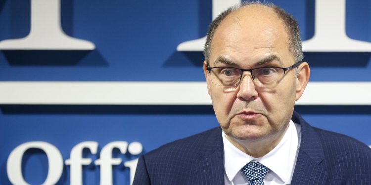 SAD JE DOSTA Schmidt zabranio provedbu zaključaka Narodne skupštine RS-a | NACIONAL.HR