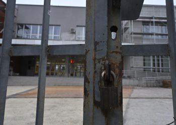 DRUGO POLUGODIŠTE Prosvjetari podržali studente u Srbiji, mnoge škole obustavile rad | NACIONAL.HR