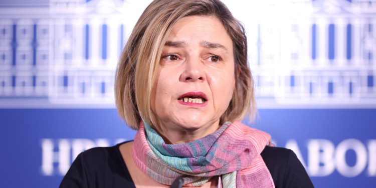 ZNAO SVE Benčić o Plenkoviću: Kad mu se Dabro žalio na kriminal u Šumama, rekao mu je da se obrati Upravi. Vrhunac cinizma | NACIONAL.HR