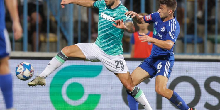 PREOKRET Mlakar ipak stiže u Hajduk, evo koliko bi trebao zarađivati na Poljudu! | NACIONAL.HR