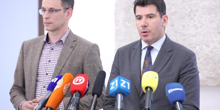 ‘ZAŠTO NE?’ Most mijenja statut kako bi se Petrov opet mogao kandidirati za šefa stranke | NACIONAL.HR