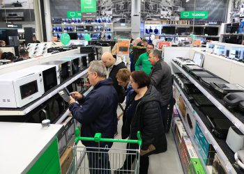 DAN POSLIJE Nakon bojkota u petak, u subotu stampedo Hrvata na trgovine | NACIONAL.HR