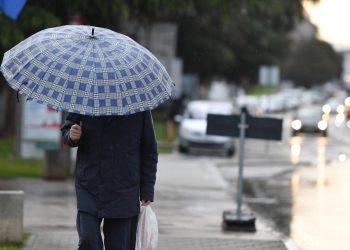 KIŠOVITO I OBLAČNO Temperature će padati, u neke dijelove zemlje ipak stiže zima | NACIONAL.HR