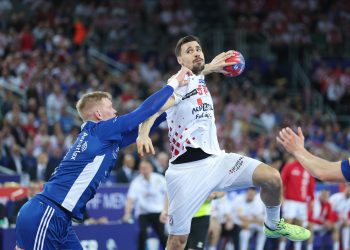 HRVATSKA RAPSODIJA Kuzmanović šou: Rukometaši pregazili Island i stigli na korak do četvrtfinala! | NACIONAL.HR