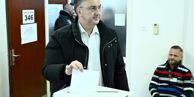 GONG TRAŽIO OČITOVANJE Zbog Plenkovićevog glasanja otežan je pristup slabije pokretnim biračima | NACIONAL.HR