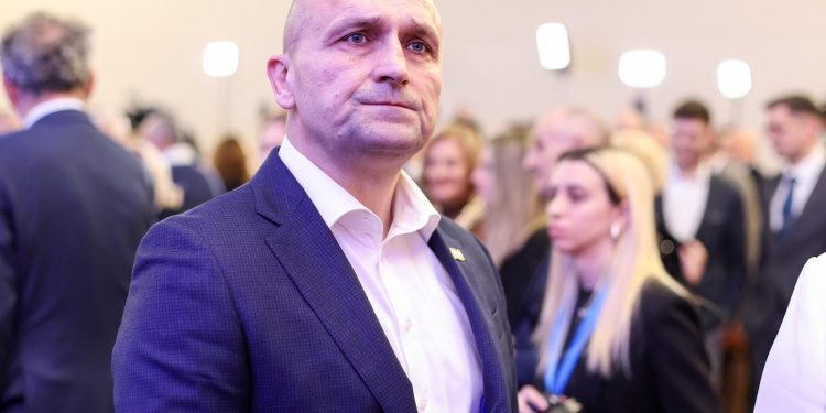NOVI NAPAD Anušić: Dok je bio premijer, Milanović je zapostavljao Slavoniju | NACIONAL.HR