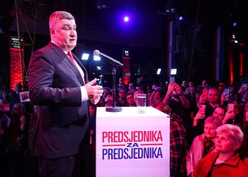 MILANOVIĆ ‘Zdravstvo treba štititi od muktaroša koji bi se bogatili na račun države’ | NACIONAL.HR