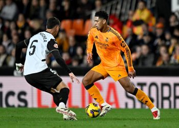 LUDNICA U VALENCIJI Modrić i Bellingham nakon preokreta odveli desetoricu Madrižana do pobjede, Vinicius isključen | NACIONAL.HR