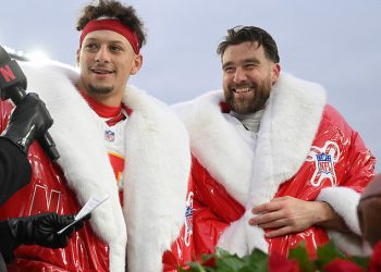 Patrick Mahomes ispalio je upozorenje Travisa Kelcea suparnicima uoči prve Chiefsove utakmice NFL playoffa protiv Teksašana