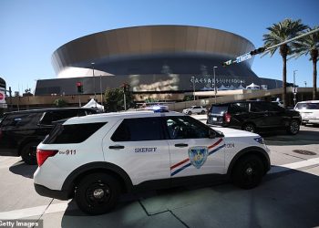 Policija New Orleansa obećava da će ‘stotine policajaca’ postrojiti gradske ulice oko Zdjele šećera nakon napada