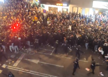 Policija protiv navijača Valencije: kaos je na Mestalli