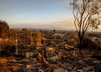 Požari u okrugu LA mogli bi biti najskuplji u povijesti SAD-a, govore prve procjene