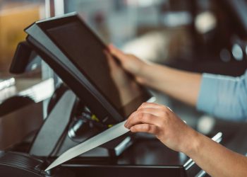 Poznati trgovački lanac već je počeo davati otkaze: ‘Ovo je jasan primjer profitiranja na leđima radnika’