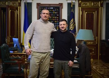 Predsjednik Volodymyr Zelenskyy poželio je Oleksandru Usyku dobrodošlicu natrag u Ukrajinu nakon pobjede nad Tysonom Furyjem – kao prvak u teškoj kategoriji šalje novogodišnju poruku