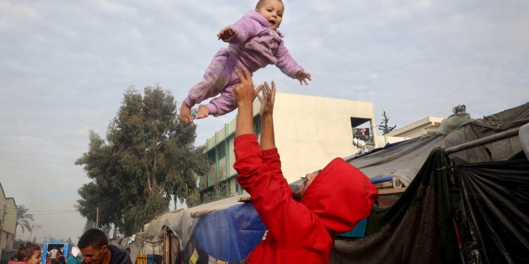 Prekid vatre između Izraela i Gaze uživo: Netanyahu optužuje Hamas za odustajanje od dogovora dok odgađa sastanak vlade