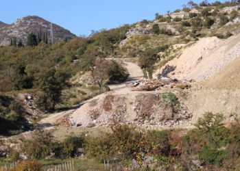 Prekrasno područje Gromače i Kliševa sad je zatrpano građevinskim otpadom, vlasnici parcela tvrde: To nisu odlagališta!