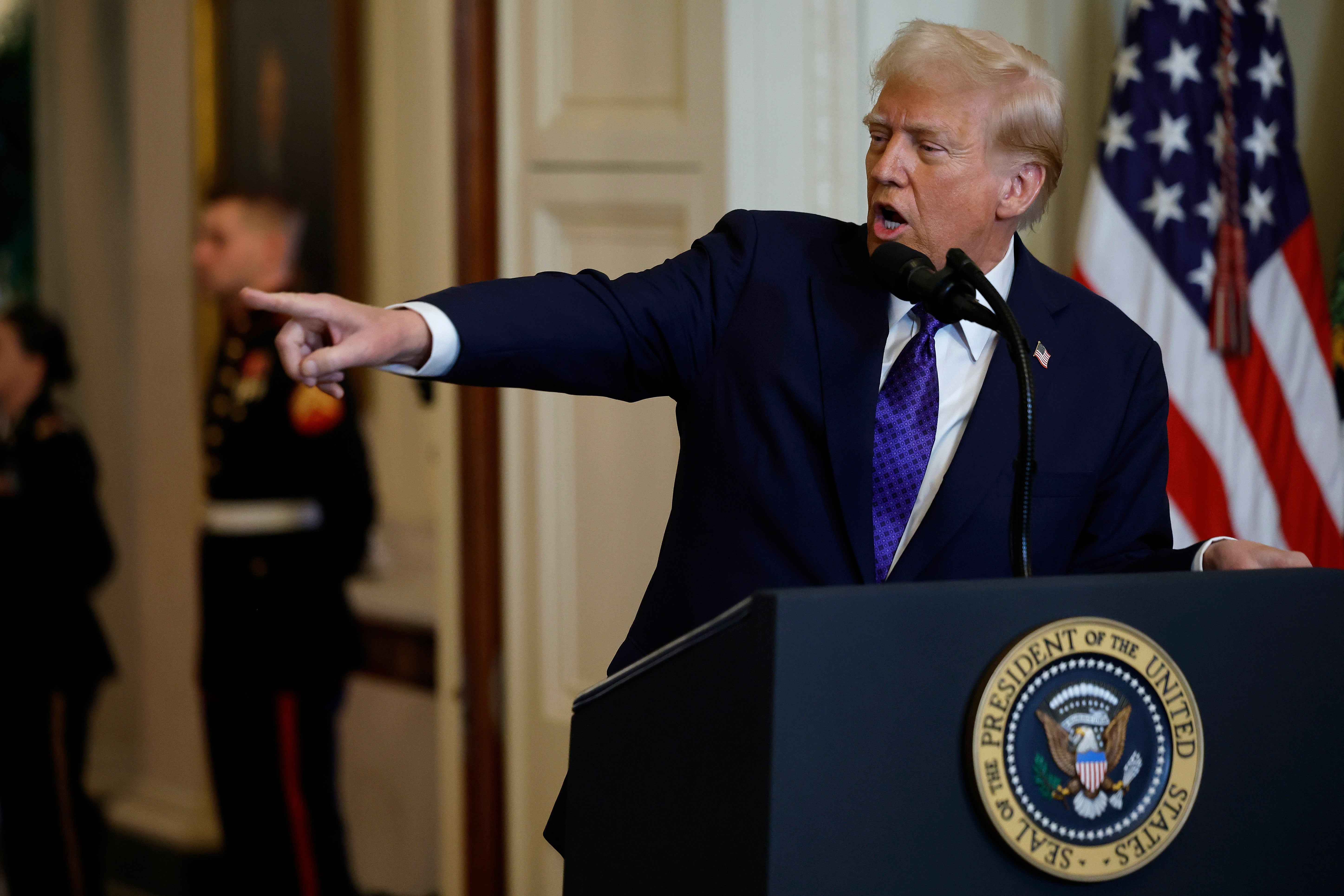 Trumpova ocjena neodobravanja porasla je za pet posto otkako je ušao na dužnost.